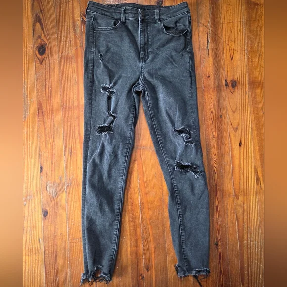 American Eagle Skinny Jean - Picture 2 of 7